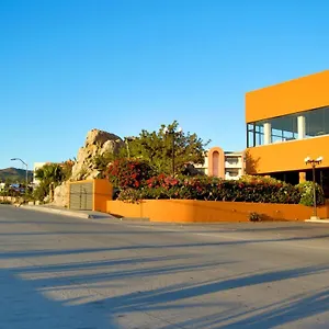 sunrock-condo-hotel.cabosanlucashotelsmexico.com/